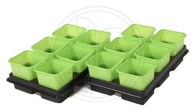 Doniczki&#x20;kwadratowe&#x20;8x8x8&#x20;cm&#x20;-&#x20;12&#x20;sztuk&#x20;ZIELONE&#x20;VEFI